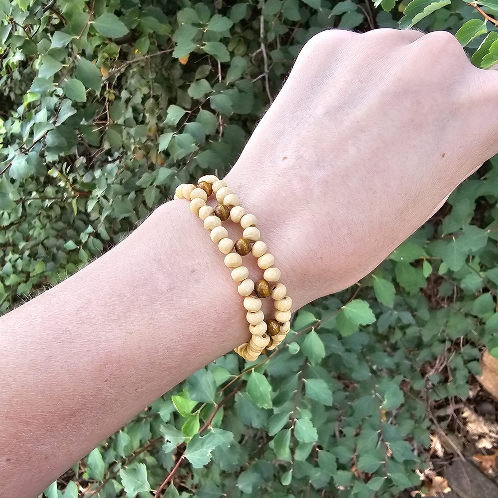 Chic Gold Beaded Bracelet